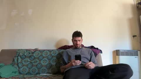 wearetwo online show from November 9, 4:49 pm