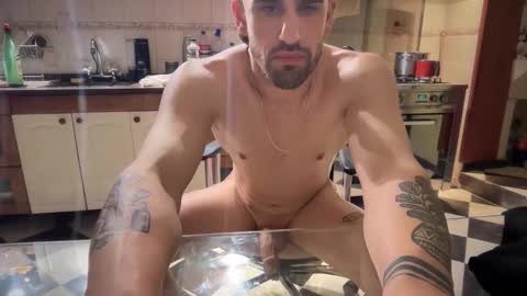 wearetwo online show from November 13, 4:55 am