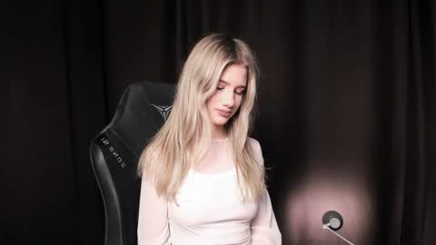 waterfallwoods online show from December 22, 7:00 am