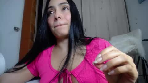 Snapshot of we_we77 chatting on September 30, 9:31 pm we_we77 online show from September 30, 9:31 pm