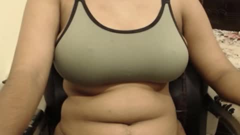 mina online show from October 18, 8:37 am