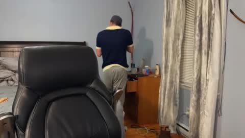 Snapshot of webslingxxxx chatting on December 20, 12:30 am webslingxxxx online show from December 20, 12:30 am