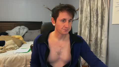 Snapshot of webslingxxxx chatting on January 9, 12:35 am webslingxxxx online show from January 9, 12:35 am