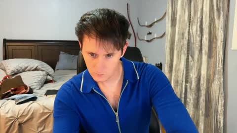 Snapshot of webslingxxxx chatting on January 28, 12:05 am webslingxxxx online show from January 28, 12:05 am