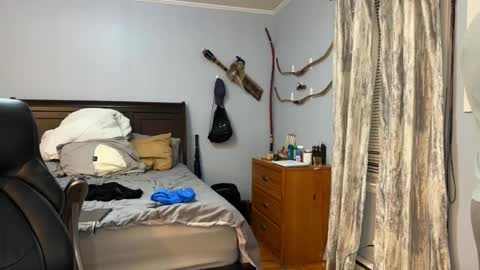 Snapshot of webslingxxxx chatting on February 1, 12:40 am webslingxxxx online show from February 1, 12:40 am