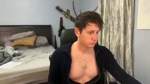 Snapshot of webslingxxxx chatting on February 14, 12:19 am webslingxxxx online show from February 14, 12:19 am