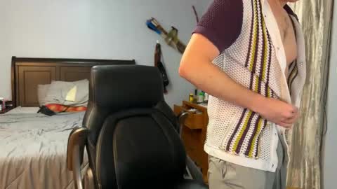 Snapshot of webslingxxxx chatting on February 21, 3:01 am webslingxxxx online show from February 21, 3:01 am