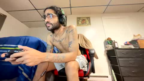 ShootingWebs online show from October 7, 2:20 am