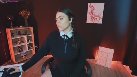 Wednesday   Please help me to reach 111 thumbs up online show from September 15, 4:51 pm