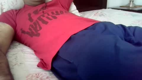 Snapshot of wefjkasdhfsn chatting on November 13, 5:01 pm Your Toy Joy Boy online show from November 13, 5:01 pm