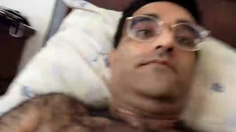 Snapshot of wefjkasdhfsn chatting on December 14, 5:40 pm Your Toy Joy Boy online show from December 14, 5:40 pm