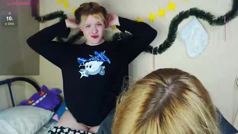 rixsy and ricky online show from December 14, 4:01 pm