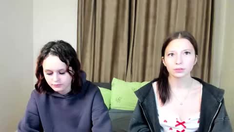 Nora online show from September 22, 7:05 pm