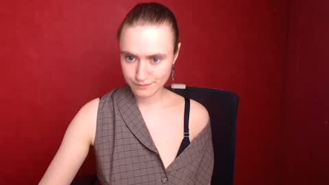 Wendy online show from February 5, 11:39 pm