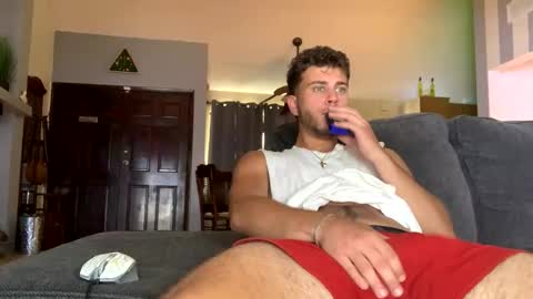 Snapshot of wentbrokeonstrippers chatting on October 15, 3:45 pm Topjitt online show from October 15, 3:45 pm