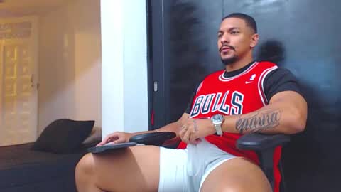 Wesley Rogger online show from October 20, 9:59 pm