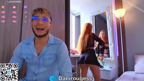 Mia and Dylan online show from October 20, 6:52 pm