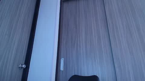 Mia and Dylan online show from November 6, 8:32 pm