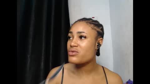 wetdrippussy7 online show from October 5, 7:23 pm