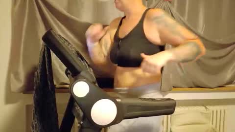 Wetgerman online show from September 16, 6:09 pm