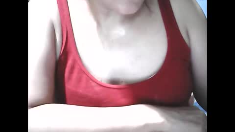 Snapshot of wethornypussy4u chatting on November 23, 12:16 pm wethornypussy4u online show from November 23, 12:16 pm