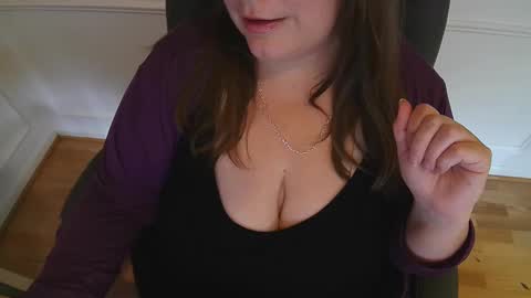 Snapshot of wetwordsonly chatting on September 30, 2:00 pm WetWordsOnly online show from September 30, 2:00 pm