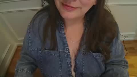 Snapshot of wetwordsonly chatting on December 18, 5:19 pm WetWordsOnly online show from December 18, 5:19 pm