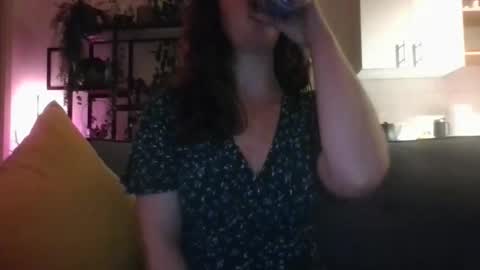 whimsyandjade online show from November 24, 11:21 am