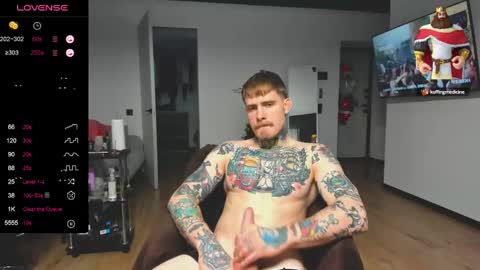 Max online show from December 22, 12:27 pm