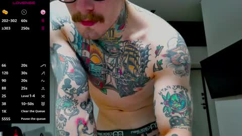 Max online show from October 3, 2:41 am