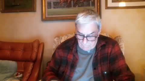 whitebriefs009 online show from January 22, 5:49 pm