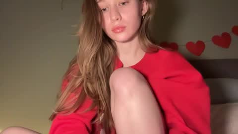 Alisa online show from December 19, 5:50 pm