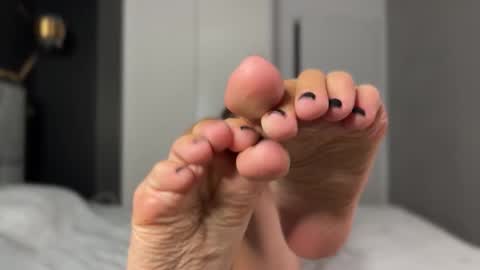 Alice online show from October 9, 4:27 pm