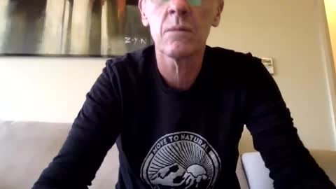 Snapshot of whynotfly1 chatting on October 23, 8:13 am whynotfly1 online show from October 23, 8:13 am