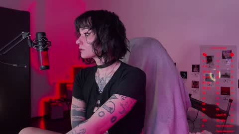 iggy iggz online show from December 4, 12:08 am