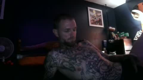 Snapshot of whyteboi8989 chatting on September 19, 3:08 am whyteboi8989 online show from September 19, 3:08 am