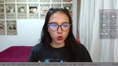 Snapshot of wild_kittys chatting on October 26, 10:47 pm Katherine and James online show from October 26, 10:47 pm