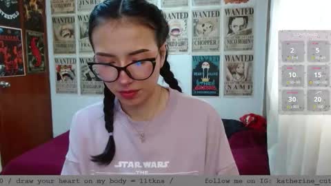 Snapshot of wild_kittys chatting on November 9, 9:35 pm Katherine and James online show from November 9, 9:35 pm