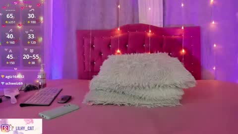 Lily  online show from February 7, 10:41 pm