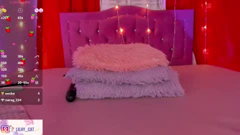 Lily  online show from February 14, 11:09 pm