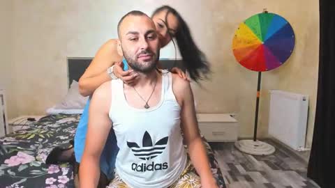 Snapshot of wildlovers24 chatting on October 28, 9:06 pm RobRoxy online show from October 28, 9:06 pm