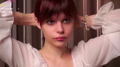 Eva online show from November 18, 1:04 pm