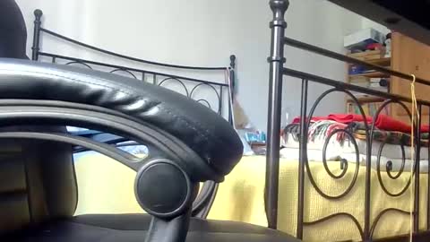 Snapshot of willcoyote chatting on December 23, 1:13 pm Willy online show from December 23, 1:13 pm