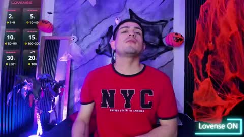 William Steel online show from October 7, 11:29 am