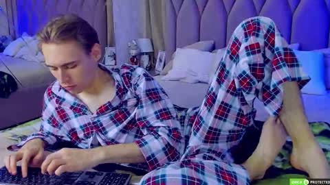 William online show from September 30, 8:08 am