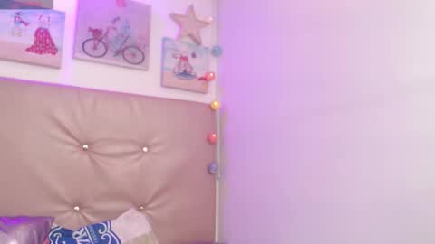 willians__ online show from November 13, 6:01 am