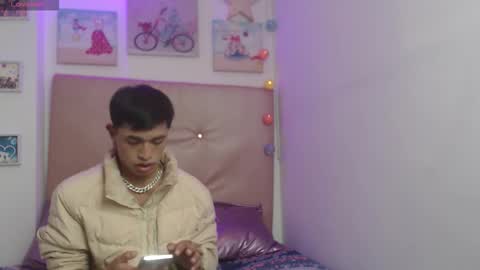 willians__ online show from November 16, 3:45 am