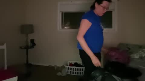 Snapshot of willlohne5 chatting on March 5, 7:27 am Ville Lohner online show from March 5, 7:27 am