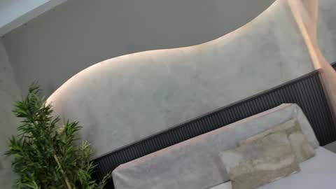 Ms Willow online show from January 7, 11:37 am