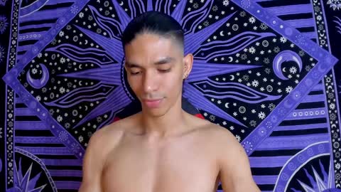 willy_veins online show from December 7, 3:36 am